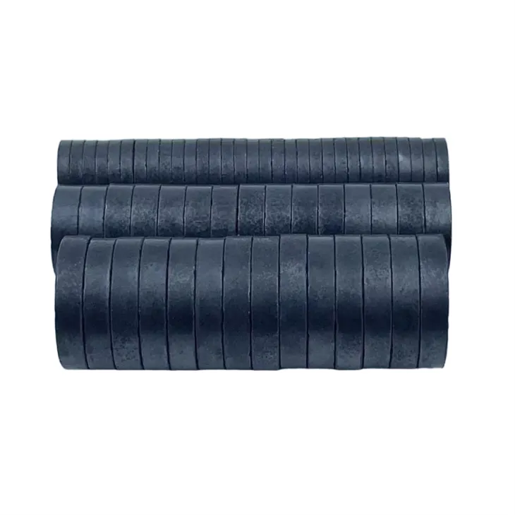 Muaj zog ferrite hlau nplaum